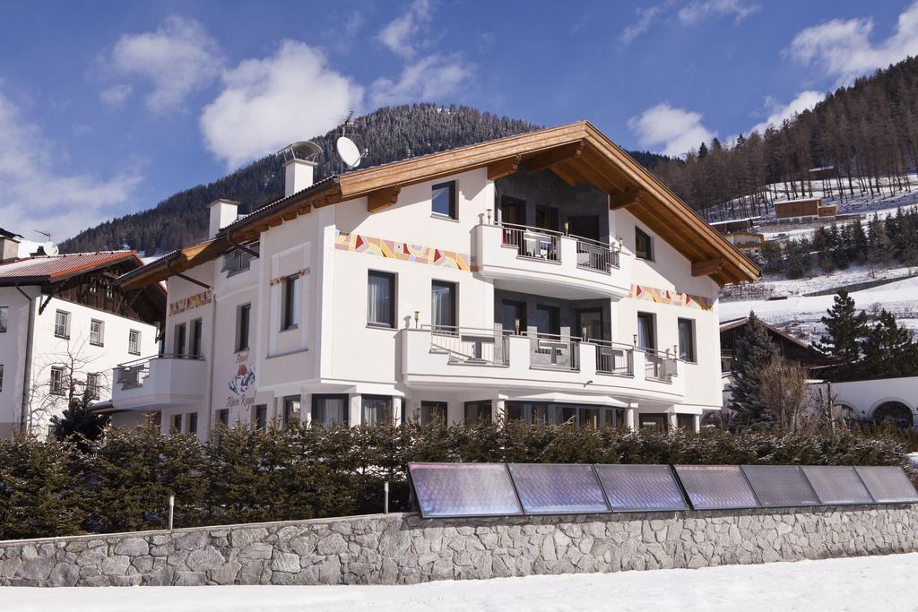 Apart Alpen Royal Наудерс Екстериор снимка
