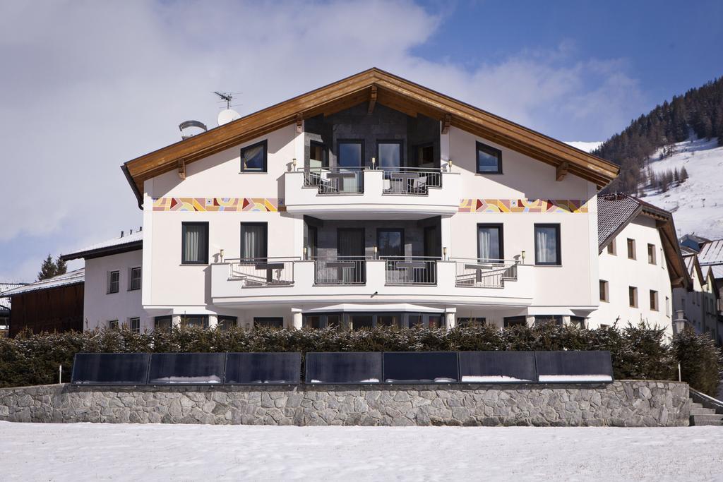 Apart Alpen Royal Наудерс Екстериор снимка